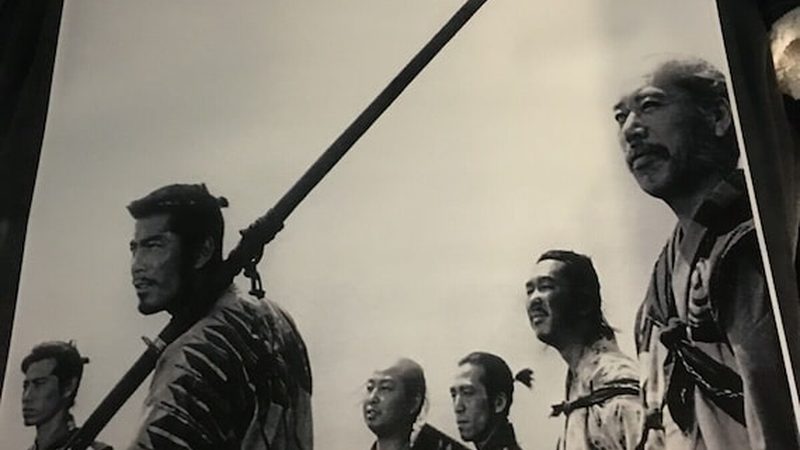 会议场所花卉租摆布置，如何打造清新雅致的空间氛围